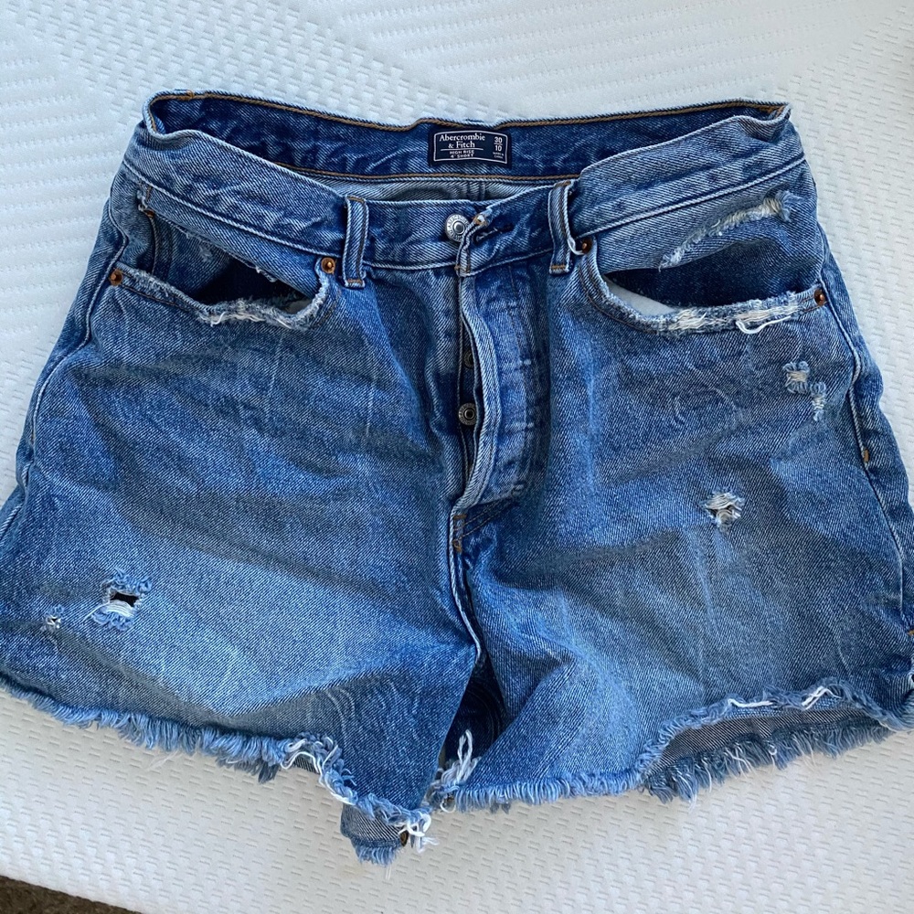 Abercrombie & Fitch high waisted shorts